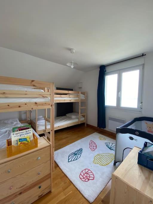 Grande Maison Chaleureuse Avec Vue Mer Imprenable คริเอล-ซูร์-แมร์ ภายนอก รูปภาพ